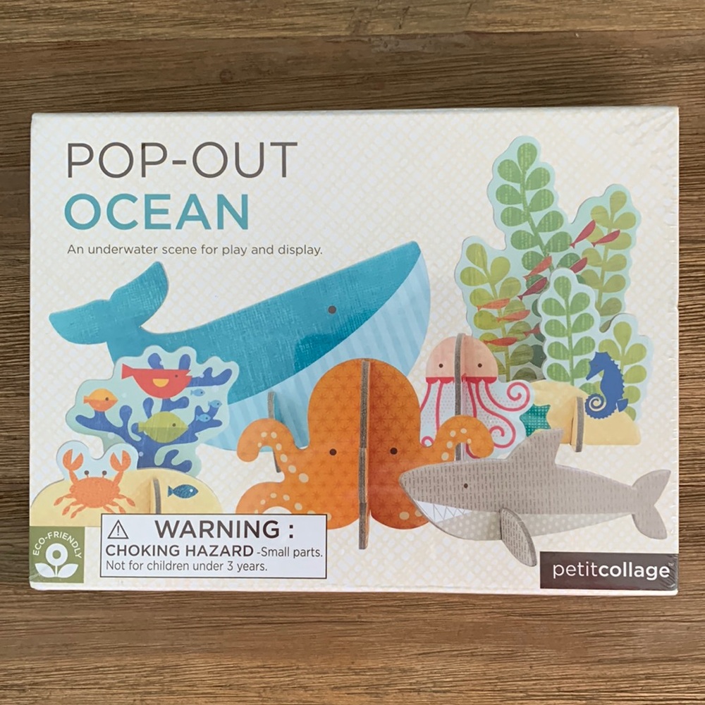 Petit Collage Pop-Out Ocean